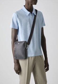 Guess TORINO ZIP XBODY - Cross Body Bag - Black