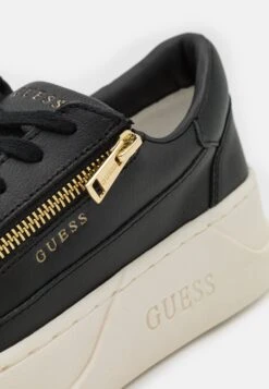 Guess Avellino Zip - Trainers - Black -Guess Clothing Sale fbab4565b20545eba45a1ae0983bb38c