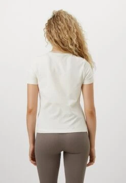 Guess GALA - Print T-shirt - Dove White/butter -Guess Clothing Sale fd51f08521b54b5abed3fcf03e8058ac