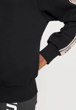 Guess Britney Hooded - Hoodie - Jet Black -Guess Clothing Sale ff5e555bcd4b490d85f4f2b89a5eb933